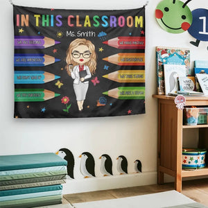Dans cette salle de classe - Tapisserie personnalisée pour enseignant - Cadeau pour enseignant