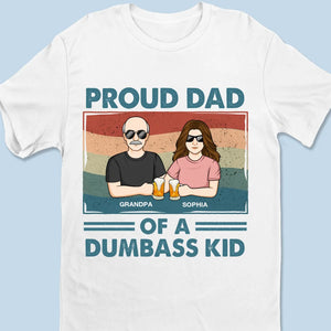 En famille, on trouve la force - T-shirt unisexe personnalisé, haut de gamme, sweat à capuche - Cadeau pour les membres de la famille