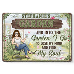 In The Garden, I Calm My Mind And Free My Soul - Family Personalized Custom Home Decor Metal Sign - Gift For Yourself, Best Friends, Siblings, Family Members