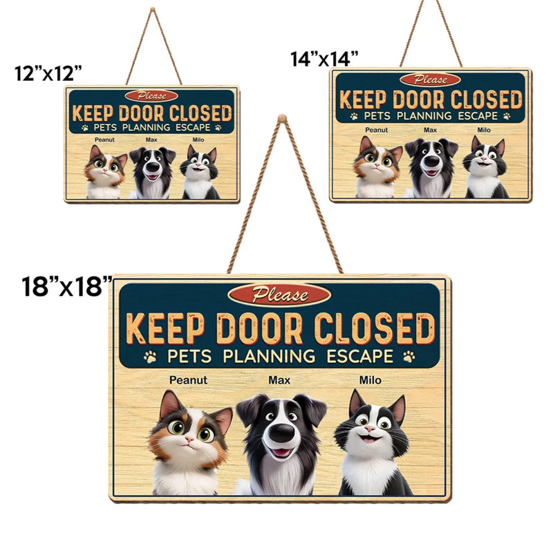 Never Underestimate A Determined Pet - Dog & Cat Personalized Custom Home Decor Wood Sign - House Warming Gift For Dog Lovers, Cat Lovers