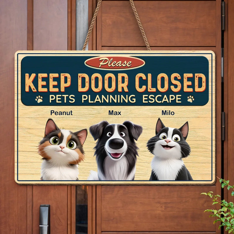 Never Underestimate A Determined Pet - Dog & Cat Personalized Custom Home Decor Wood Sign - House Warming Gift For Dog Lovers, Cat Lovers