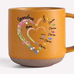 Une douce façon de célébrer son passage de maman à grand-mère - Tasse en poterie personnalisée imprimée pour la famille - Cadeau pour maman et grand-mère
