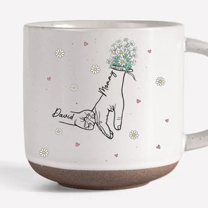 Parfait pour honorer la femme qui fait tout - Tasse en poterie imprimée personnalisée pour la famille - Cadeau pour maman, grand-mère