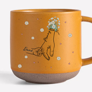 Parfait pour honorer la femme qui fait tout - Tasse en poterie imprimée personnalisée pour la famille - Cadeau pour maman, grand-mère