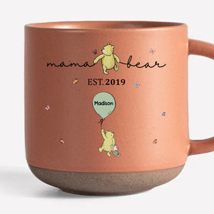Un cadeau attentionné pour celui qui aime dans tous les rôles - Tasse en poterie imprimée personnalisée pour la famille - Cadeau pour maman, grand-mère