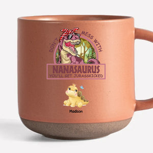 Parce que son amour ne fait que se renforcer avec le temps - Tasse en poterie personnalisée imprimée pour la famille - Cadeau pour maman, grand-mère