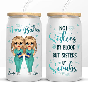 Pas seulement des collègues, des compagnons de bloc opératoire ! Tasse en verre personnalisée pour infirmière, tasse à café glacé ! Cadeau d'appréciation, de remerciement, vie d'infirmière, vie de médecin
