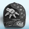 Ensemble, nous sommes forts, poing contre poing - Chapeau personnalisé familial, casquette classique à imprimé intégral - Fête des pères, cadeau pour papa, grand-père