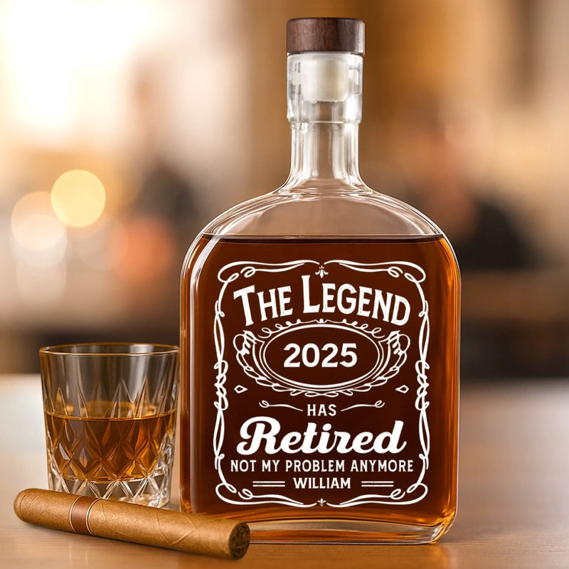 Living The Retired Life - Coworker Personalized Custom Whiskey Bottle - Appreciation, Retirement Gift For Coworkers