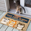 Tapis décoratif personnalisé pour la maison - Cadeaux d'anniversaire personnalisés pour les amoureux des chats, maman et papa chats - Arrêtez les pattes avant qu'elles ne se libèrent