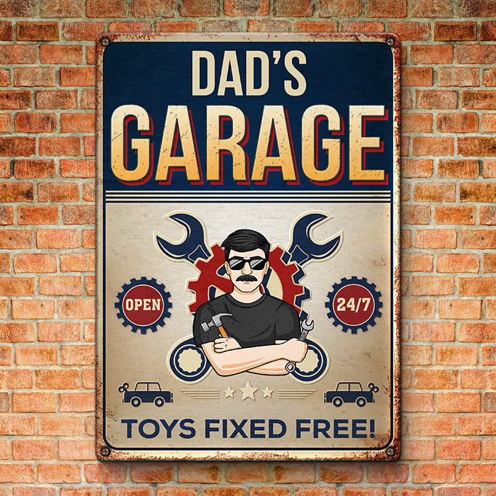 Hey, Toys Fixed Free Here! - Family Personalized Custom Home Decor Metal Sign - Father's Day, House Warming Gift For Dad