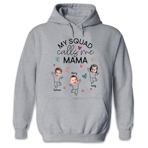 Photo personnalisée « Mon équipe m'appelle maman » - T-shirt, sweat à capuche et sweat-shirt unisexe personnalisé pour la famille - Cadeau d'anniversaire pour maman