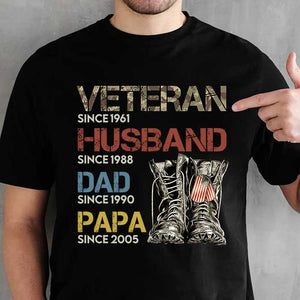 Veteran Papa Since - Gift For 4th Of July - Personalized Unisex T-Shirt.