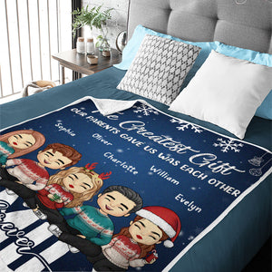 This Is Us, A Whole Lot Of Love - Family Personalized Custom Blanket - Christmas Gift For Family Members