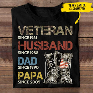 Veteran Papa Since - Gift For 4th Of July - Personalized Unisex T-Shirt.