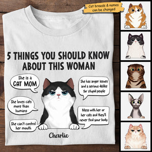 Five Things You Should Know She Is A Cat Mom - Mother's Day Gifts, Gift For Cat Mom - Personalized Unisex T-shirt, Hoodie.